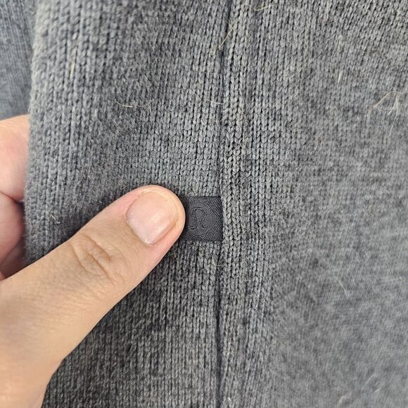 Lululemon Black Gray Heathered Its Fleecing Cold Zip Up Jacket Size 6 - Picture 8 of 9